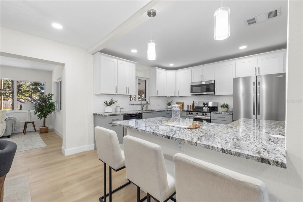 待售: $489,000 (2 贝兹, 2 浴室, 1342 平方英尺)