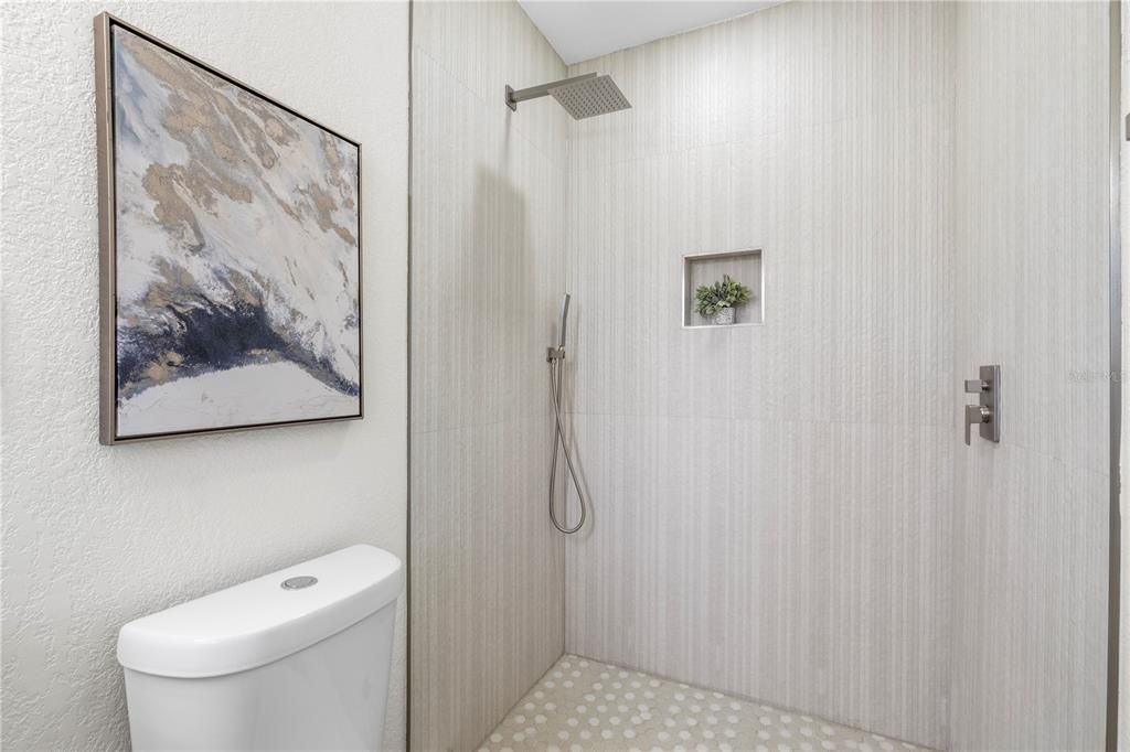 待售: $489,000 (2 贝兹, 2 浴室, 1342 平方英尺)