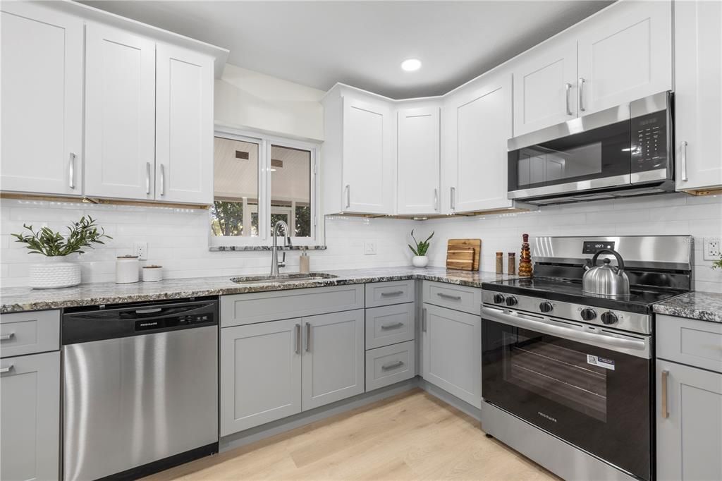 待售: $489,000 (2 贝兹, 2 浴室, 1342 平方英尺)