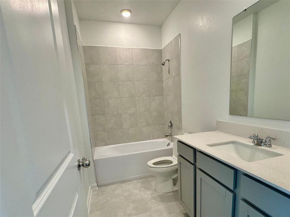 В аренду: $2,290 (3 спален, 2 ванн, 1988 Квадратных фут)