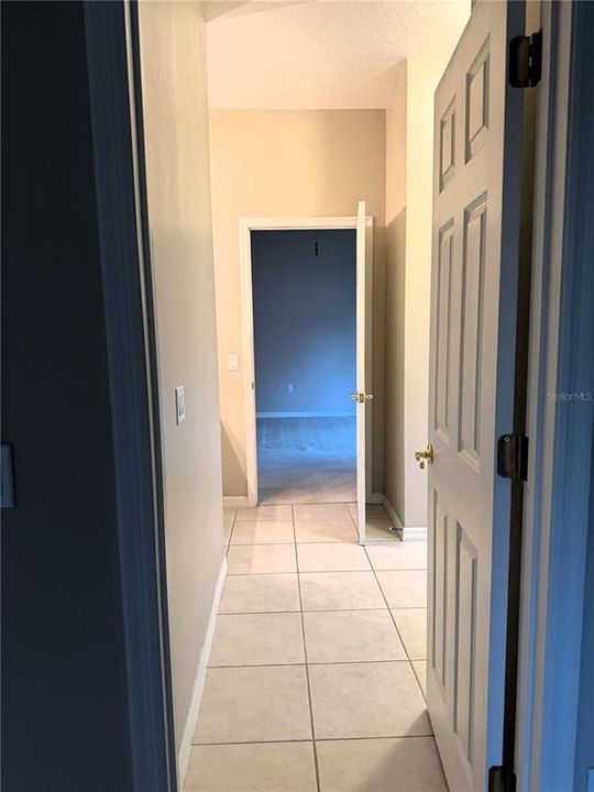 For Rent: $2,400 (3 beds, 2 baths, 2728 Square Feet)