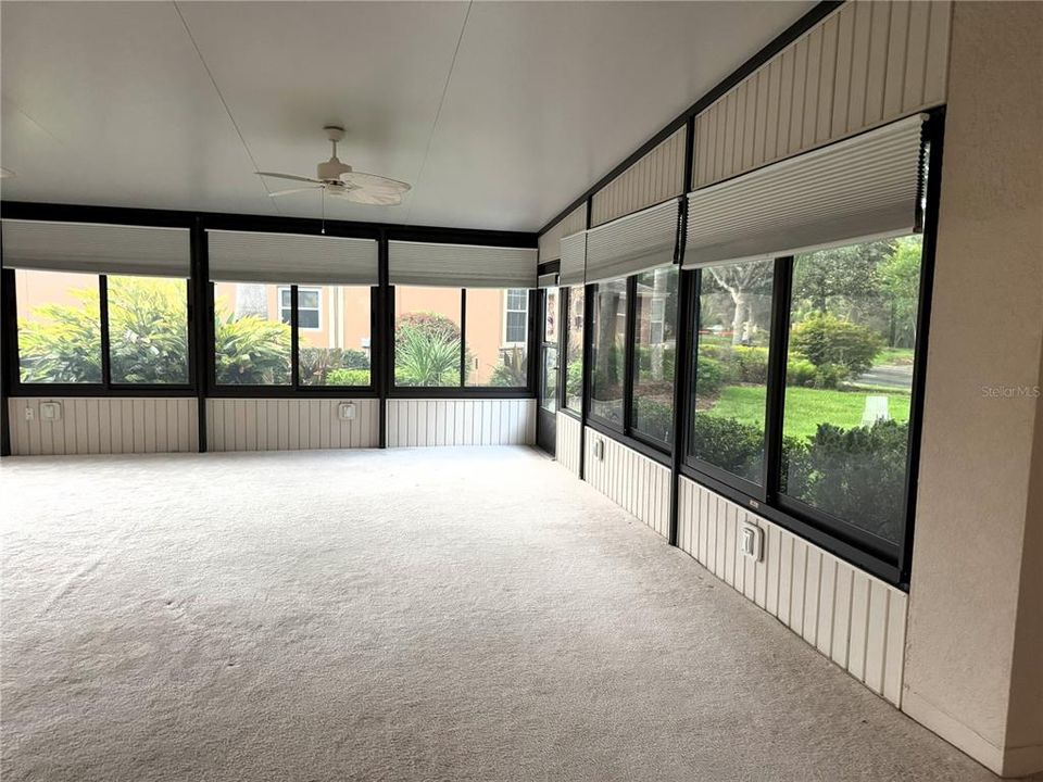 For Rent: $2,400 (3 beds, 2 baths, 2728 Square Feet)