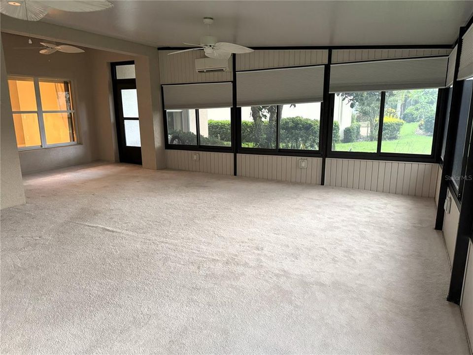 For Rent: $2,400 (3 beds, 2 baths, 2728 Square Feet)