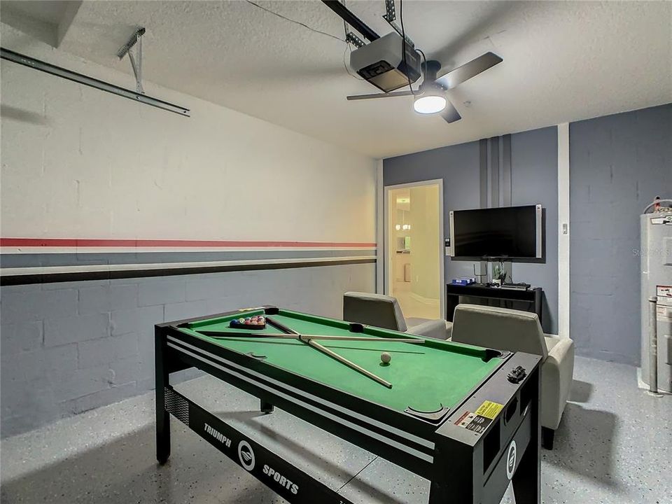 待售: $320,000 (3 贝兹, 2 浴室, 1388 平方英尺)