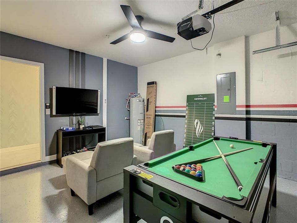 待售: $320,000 (3 贝兹, 2 浴室, 1388 平方英尺)