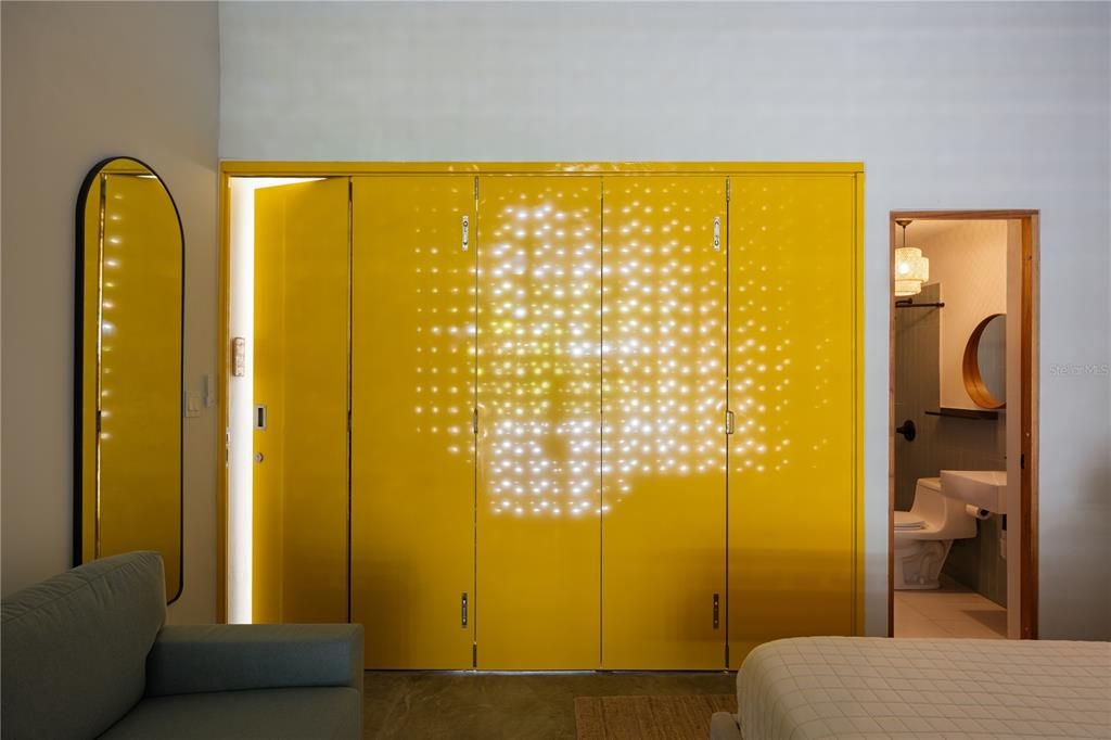 待售: $1,695,000 (6 贝兹, 6 浴室, 1871 平方英尺)