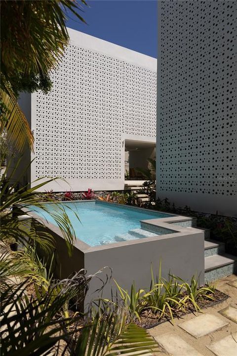 待售: $1,695,000 (6 贝兹, 6 浴室, 1871 平方英尺)