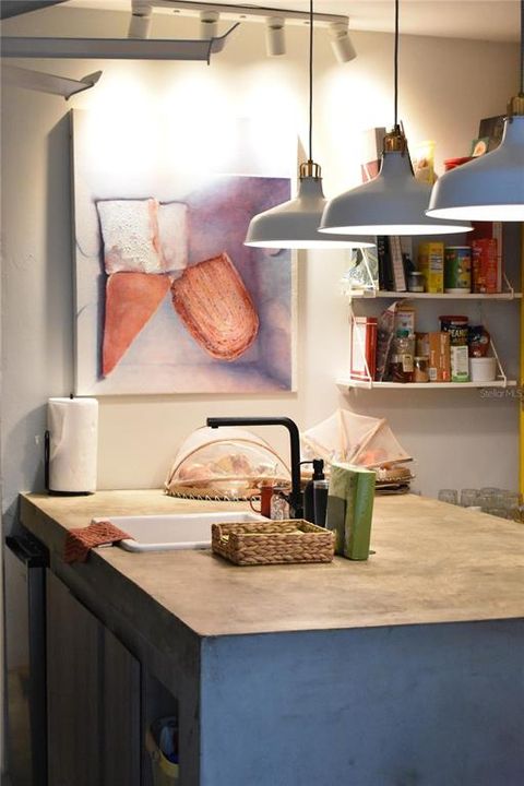 待售: $1,695,000 (6 贝兹, 6 浴室, 1871 平方英尺)