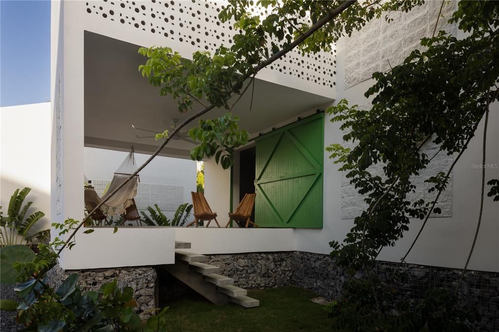 待售: $1,695,000 (6 贝兹, 6 浴室, 1871 平方英尺)