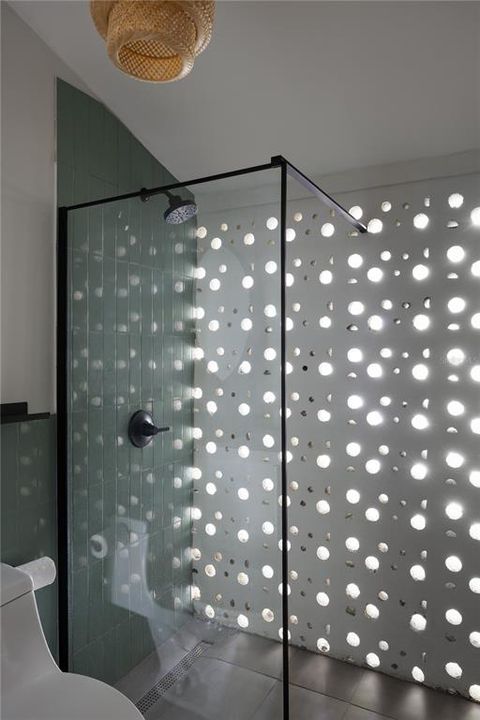 待售: $1,695,000 (6 贝兹, 6 浴室, 1871 平方英尺)