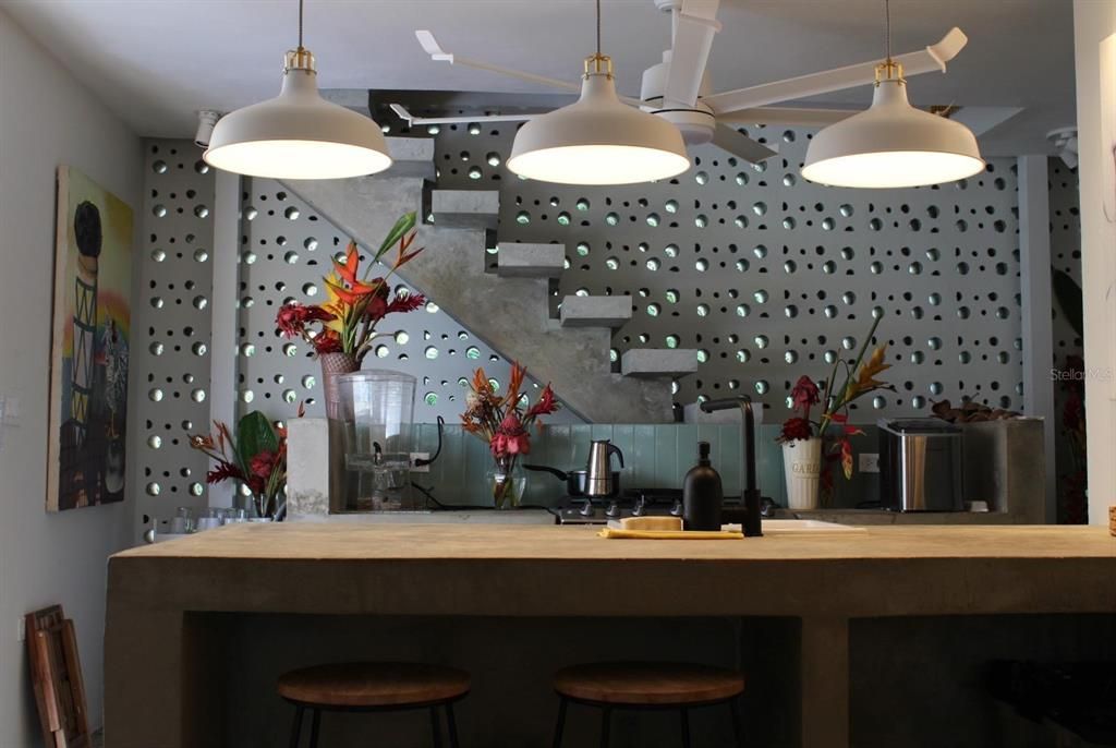 待售: $1,695,000 (6 贝兹, 6 浴室, 1871 平方英尺)