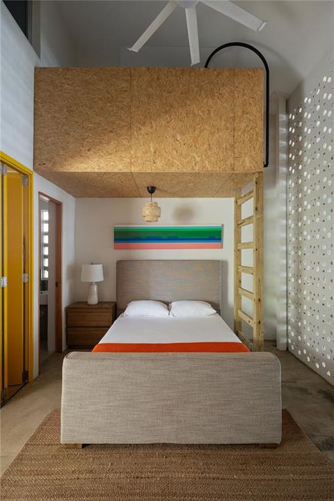 待售: $1,695,000 (6 贝兹, 6 浴室, 1871 平方英尺)