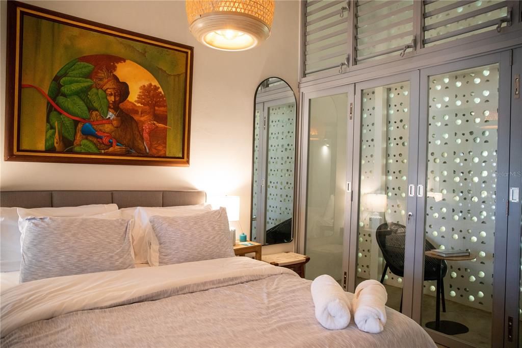 待售: $1,695,000 (6 贝兹, 6 浴室, 1871 平方英尺)