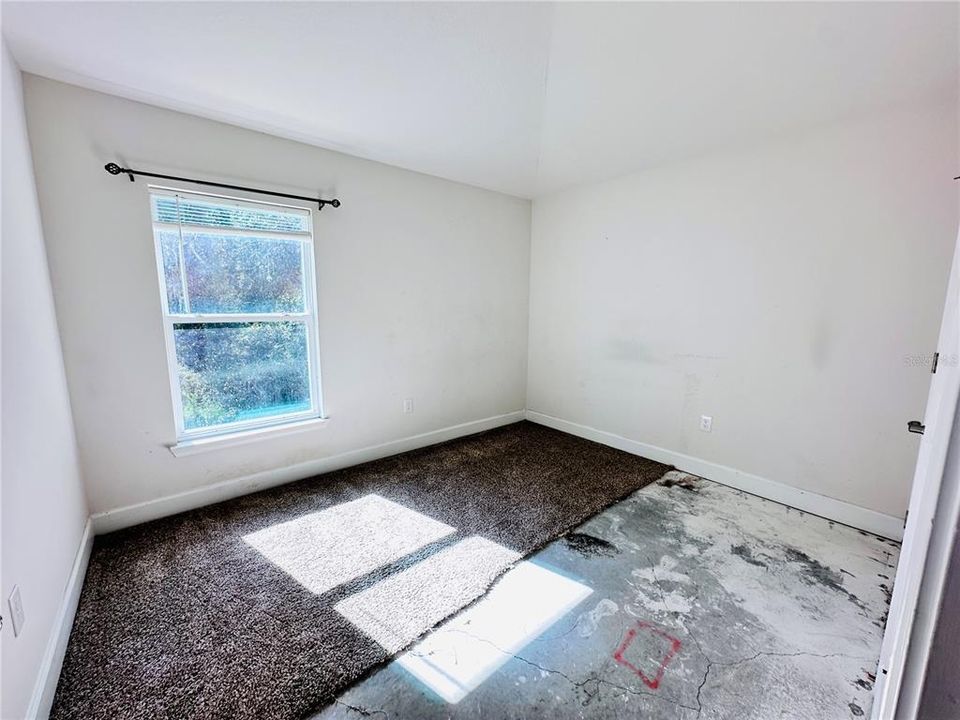 На продажу: $299,990 (4 спален, 2 ванн, 1840 Квадратных фут)