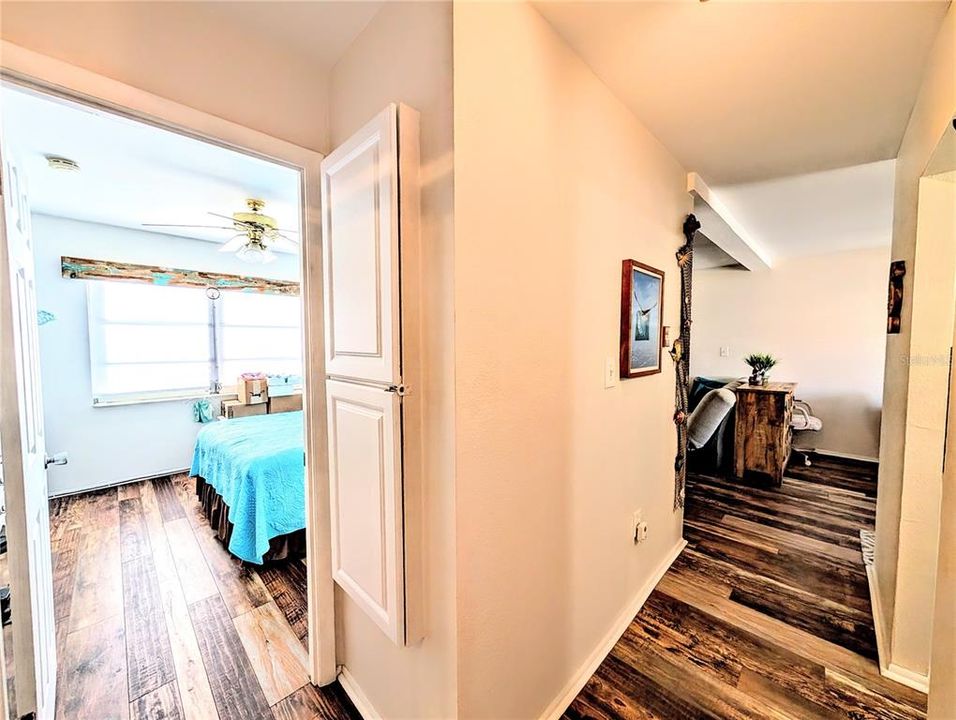 For Rent: $1,350 (1 beds, 1 baths, 576 Square Feet)