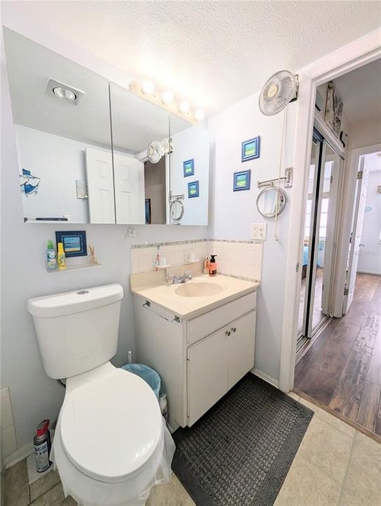 For Rent: $1,350 (1 beds, 1 baths, 576 Square Feet)