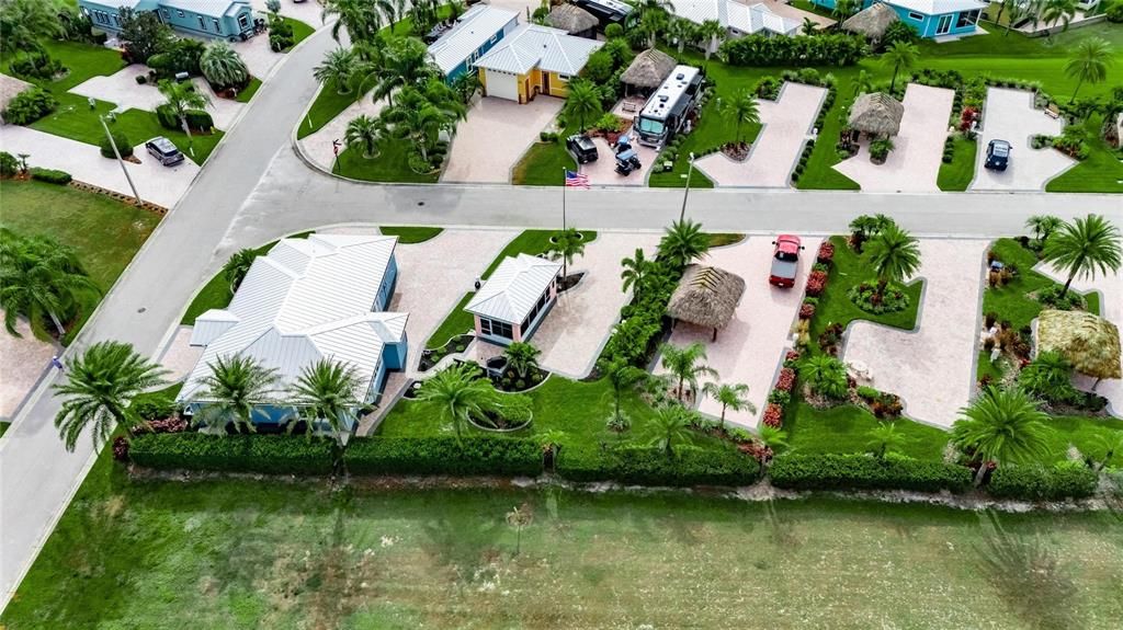 En Venta: $249,000 (0.09 acres)