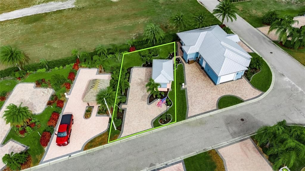 En Venta: $249,000 (0.09 acres)