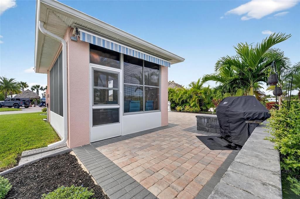 En Venta: $249,000 (0.09 acres)