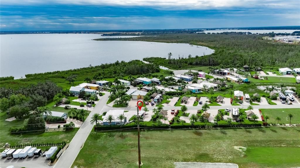 En Venta: $249,000 (0.09 acres)