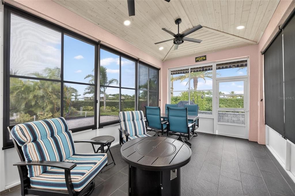 En Venta: $249,000 (0.09 acres)