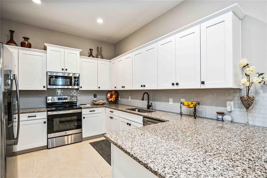 待售: $325,000 (2 贝兹, 2 浴室, 1498 平方英尺)