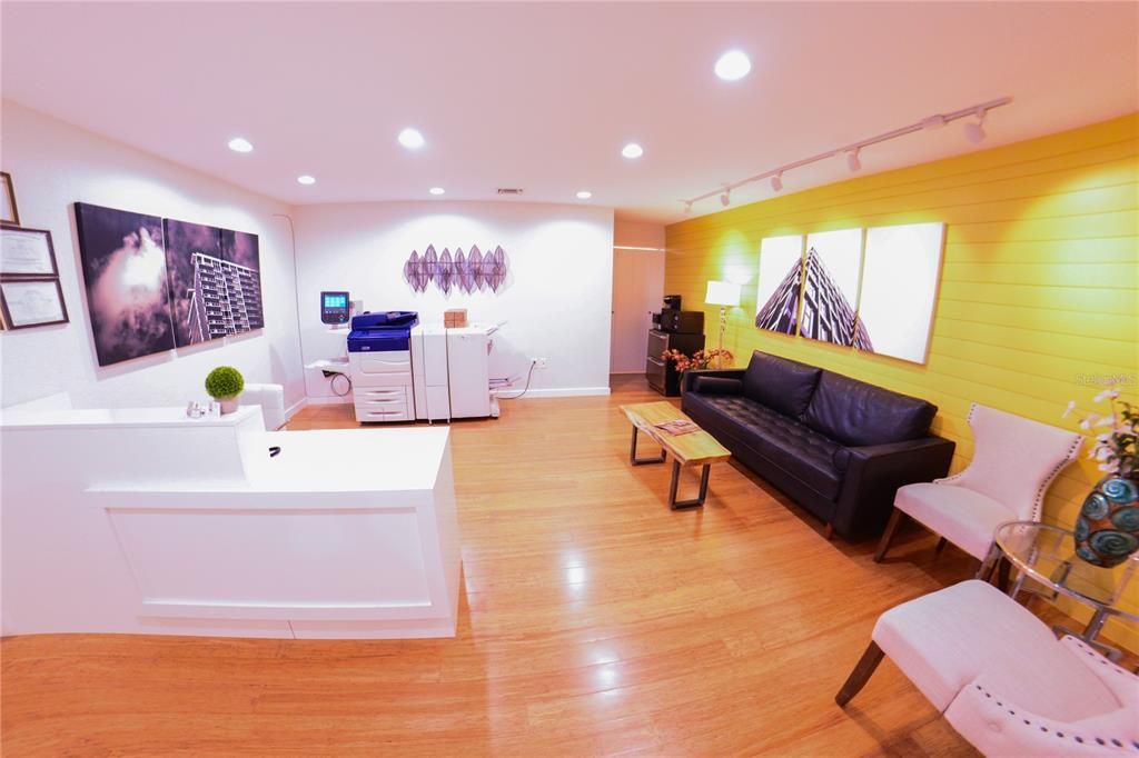 待售: $30,000 (0 贝兹, 0 浴室, 924 平方英尺)