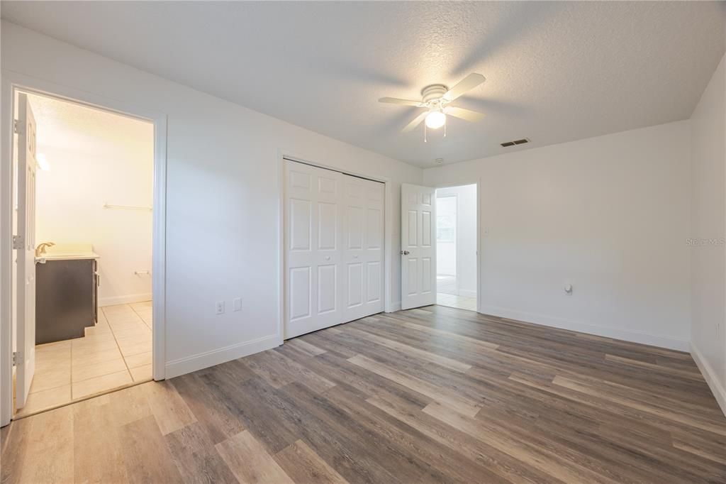 For Rent: $2,600 (4 beds, 3 baths, 1900 Square Feet)