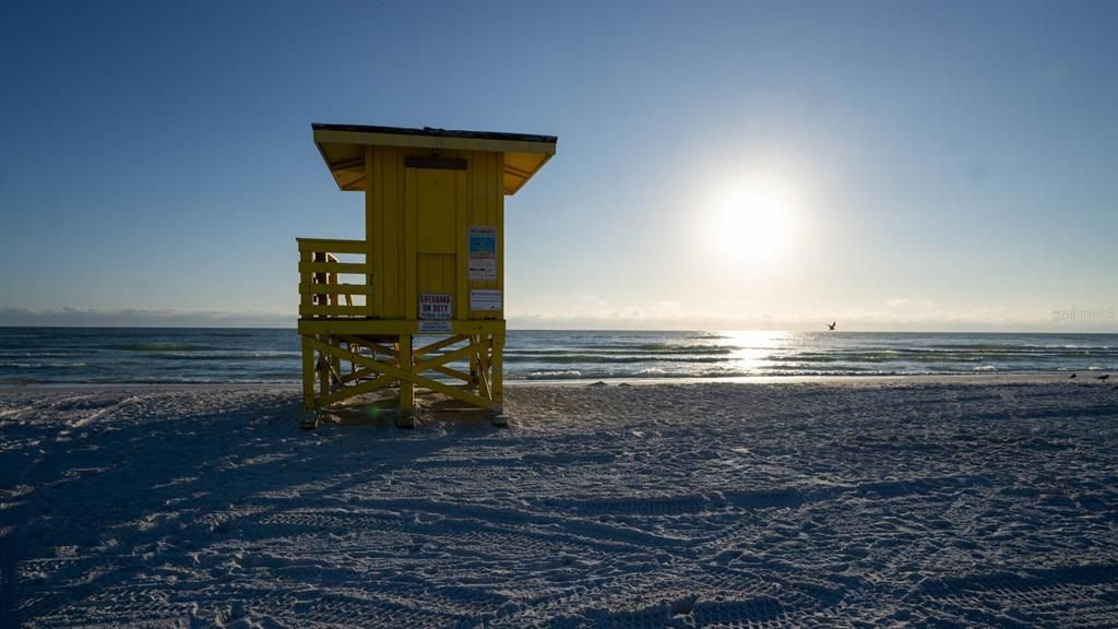 For Sale: $850,000 (4 beds, 2 baths, 1628 Square Feet)