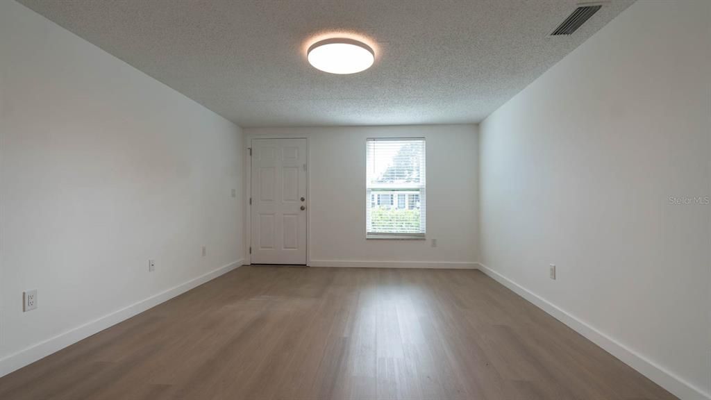 For Sale: $850,000 (4 beds, 2 baths, 1628 Square Feet)