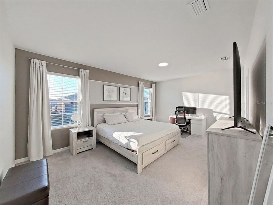 En Renta: $2,950 (5 camas, 3 baños, 2447 Pies cuadrados)