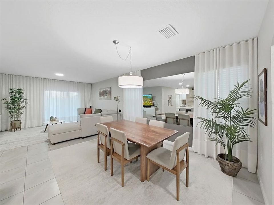 En Renta: $2,950 (5 camas, 3 baños, 2447 Pies cuadrados)