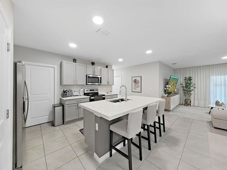 En Renta: $2,950 (5 camas, 3 baños, 2447 Pies cuadrados)