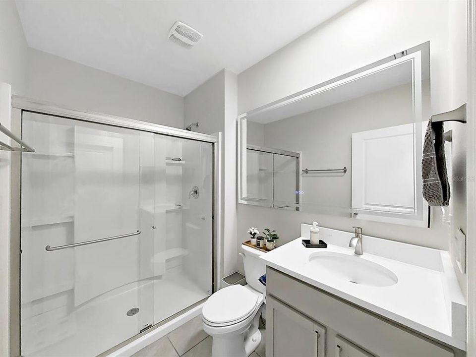 En Renta: $2,950 (5 camas, 3 baños, 2447 Pies cuadrados)