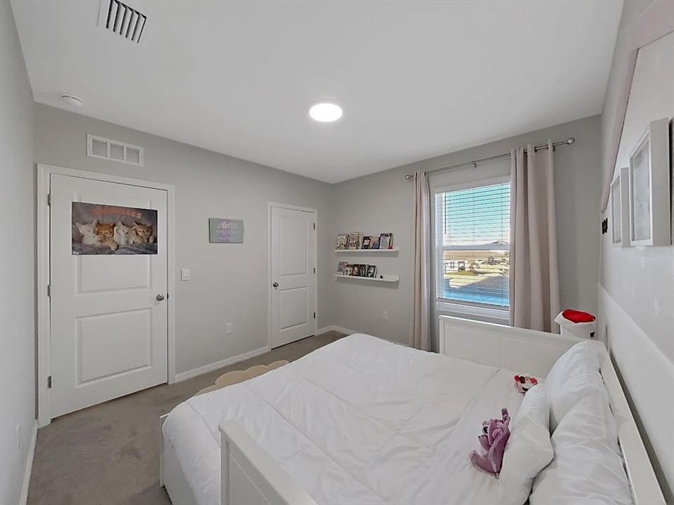 En Renta: $2,950 (5 camas, 3 baños, 2447 Pies cuadrados)