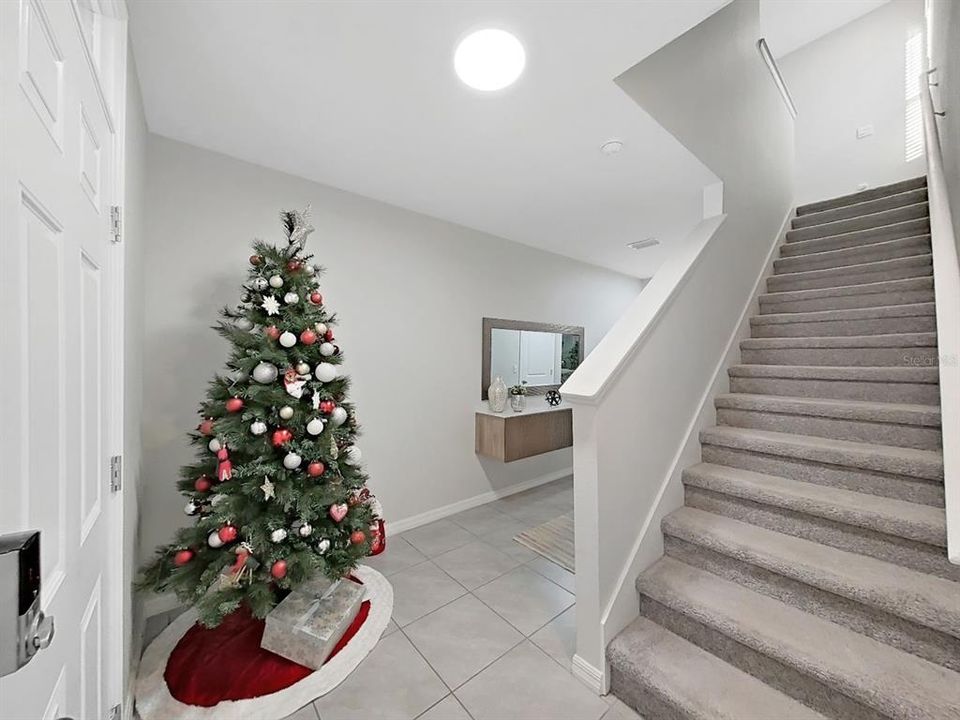 En Renta: $2,950 (5 camas, 3 baños, 2447 Pies cuadrados)