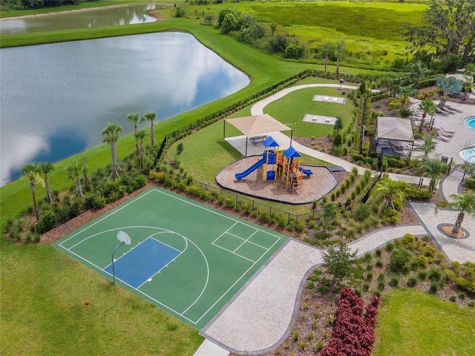 En Renta: $2,950 (5 camas, 3 baños, 2447 Pies cuadrados)