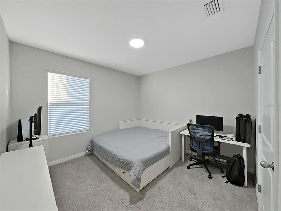 En Renta: $2,950 (5 camas, 3 baños, 2447 Pies cuadrados)