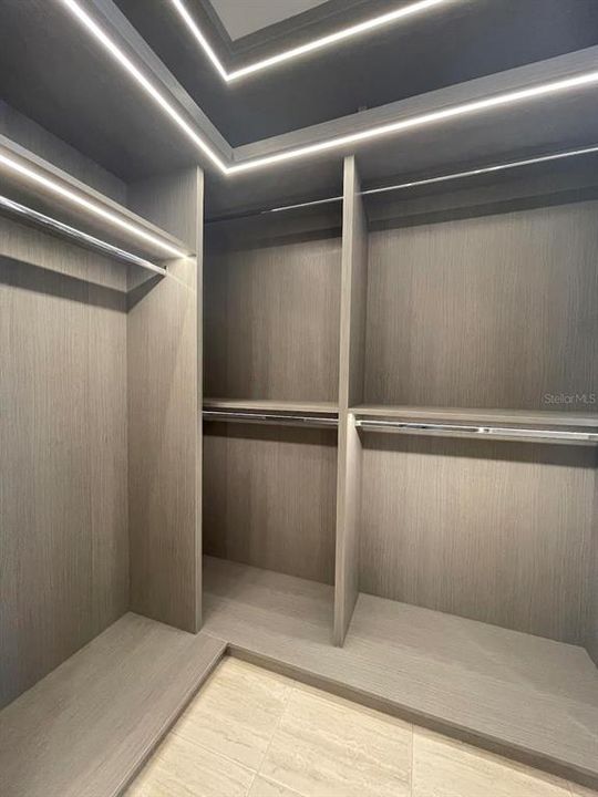 For Rent: $7,000 (3 beds, 3 baths, 4800 Square Feet)