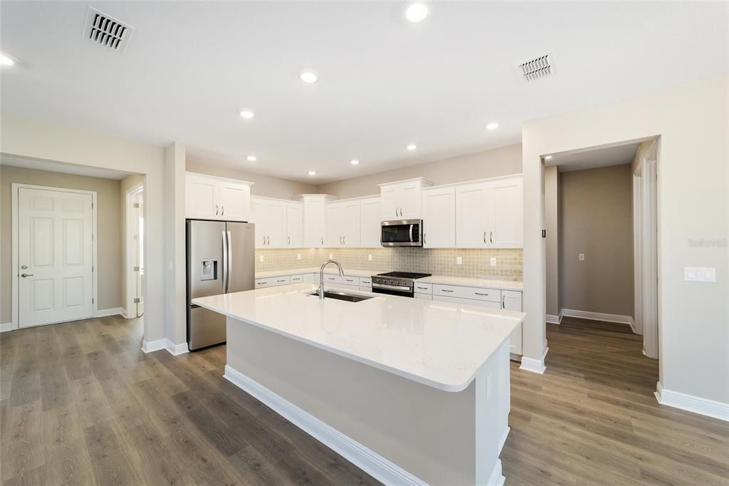 En Venta: $463,555 (2 camas, 2 baños, 2019 Pies cuadrados)