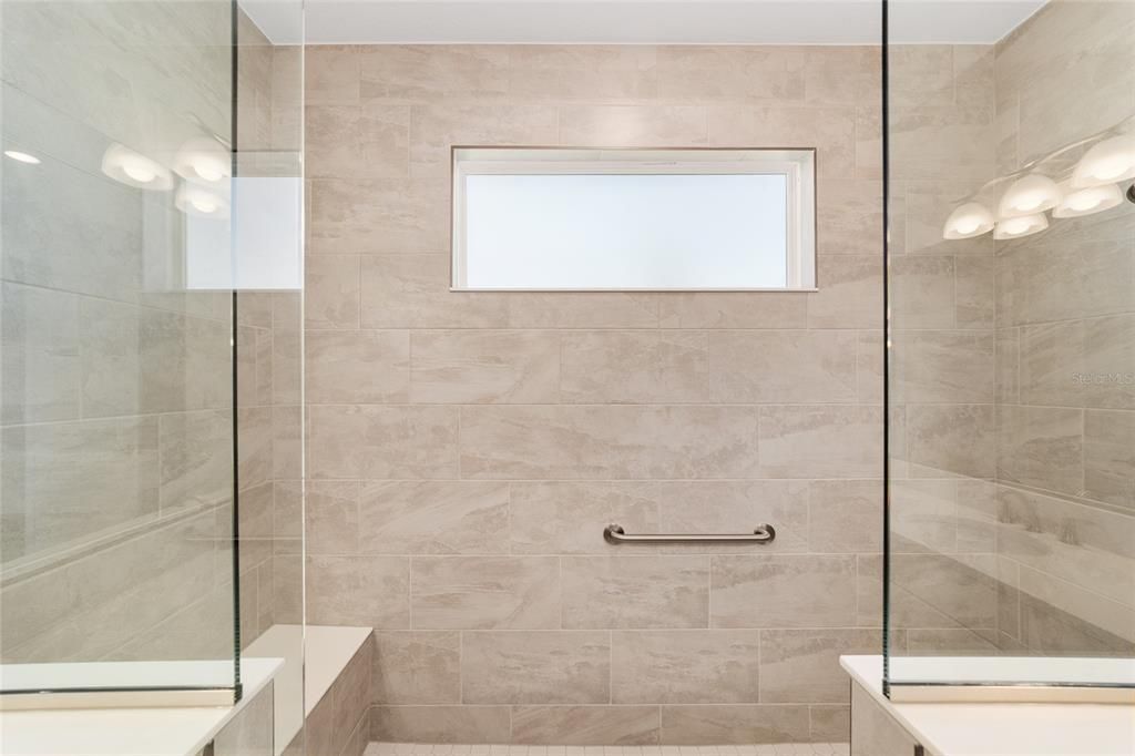 En Venta: $463,555 (2 camas, 2 baños, 2019 Pies cuadrados)