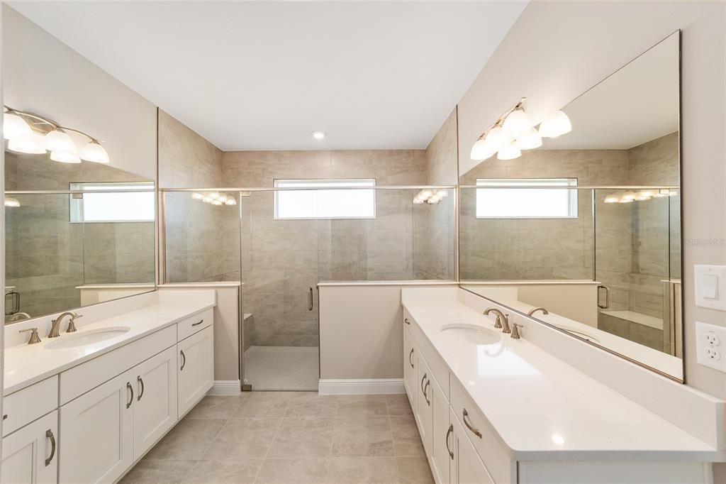 En Venta: $463,555 (2 camas, 2 baños, 2019 Pies cuadrados)