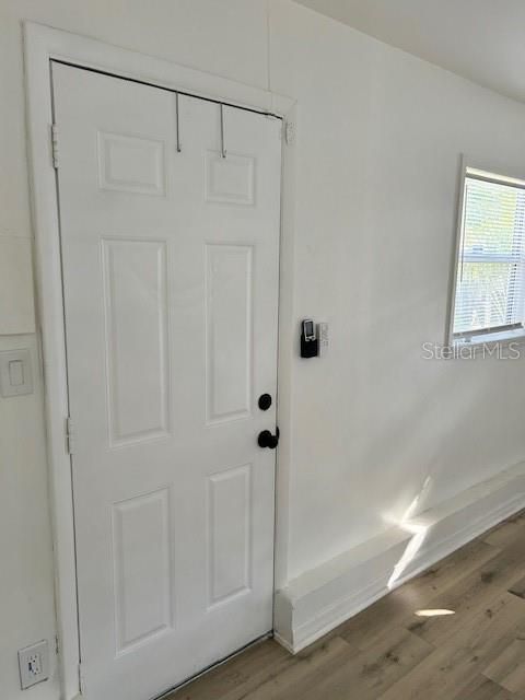 For Rent: $1,200 (1 beds, 1 baths, 850 Square Feet)