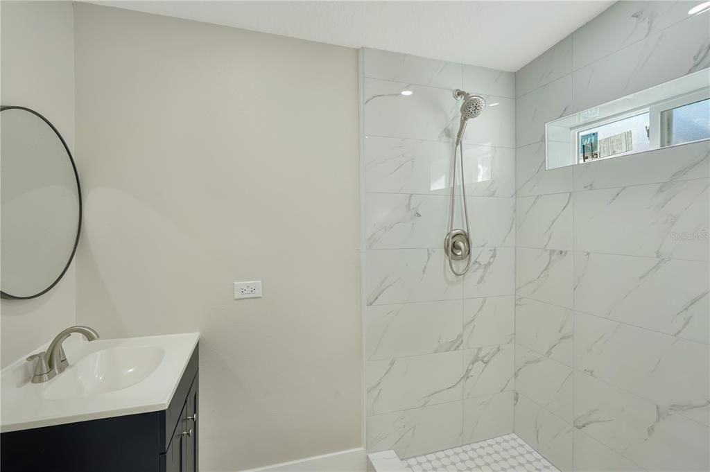 For Rent: $1,150 (0 beds, 1 baths, 322.25 Square Feet)