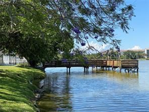 For Sale: $159,000 (2 beds, 1 baths, 1056 Square Feet)