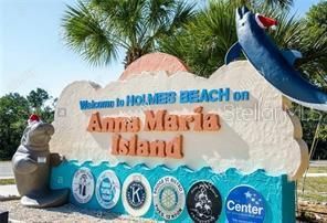 For Sale: $159,000 (2 beds, 1 baths, 1056 Square Feet)