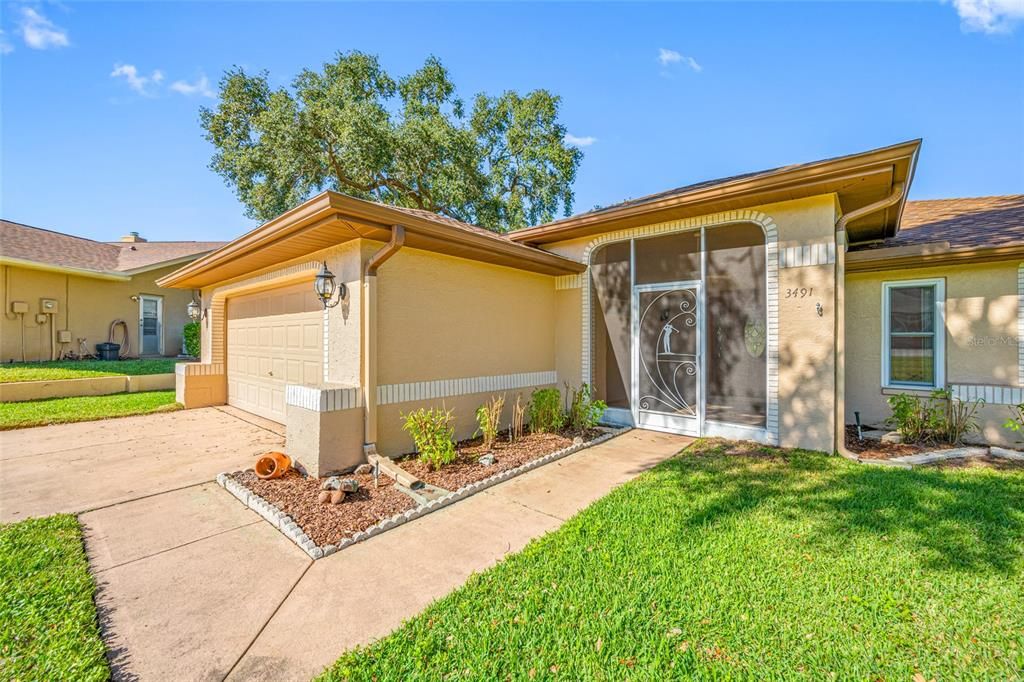 For Sale: $519,900 (2 beds, 2 baths, 1916 Square Feet)