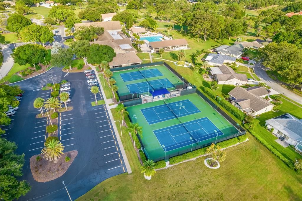 For Sale: $519,900 (2 beds, 2 baths, 1916 Square Feet)