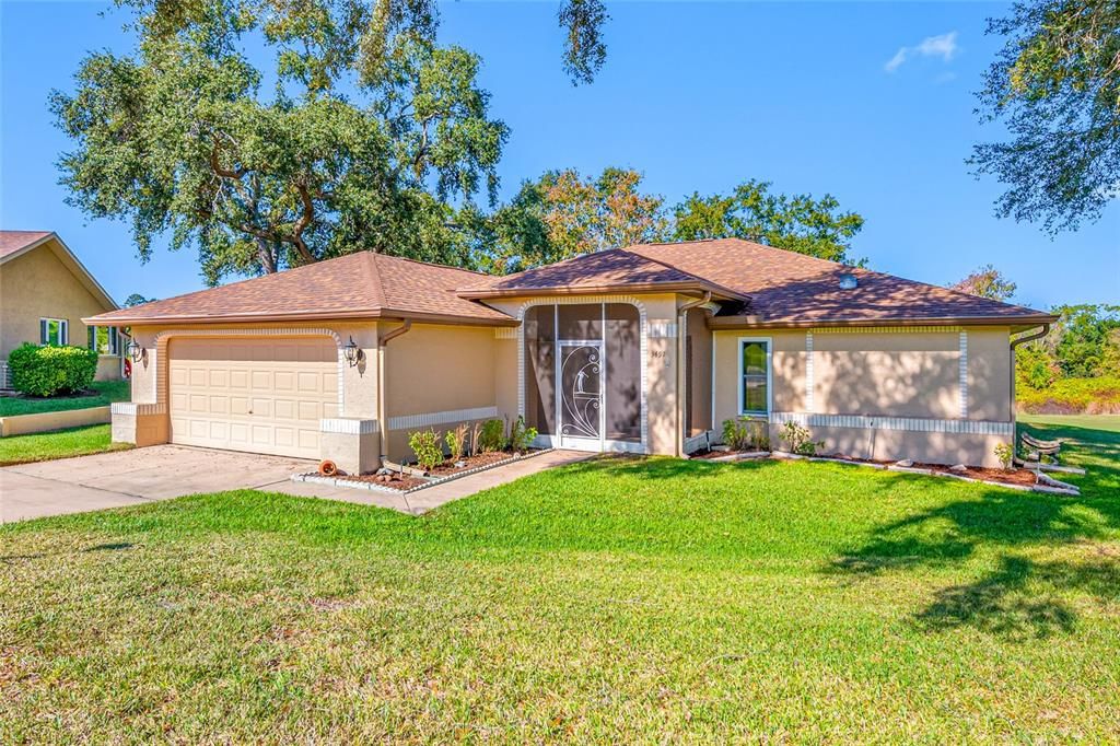 For Sale: $519,900 (2 beds, 2 baths, 1916 Square Feet)