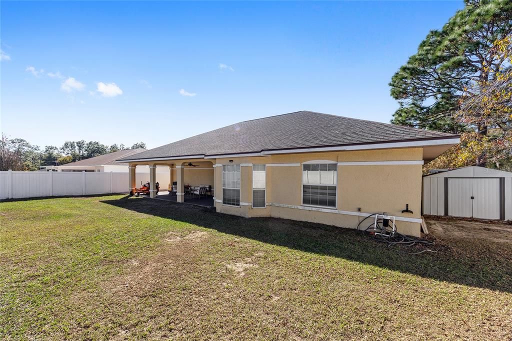 For Sale: $320,000 (3 beds, 2 baths, 1919 Square Feet)